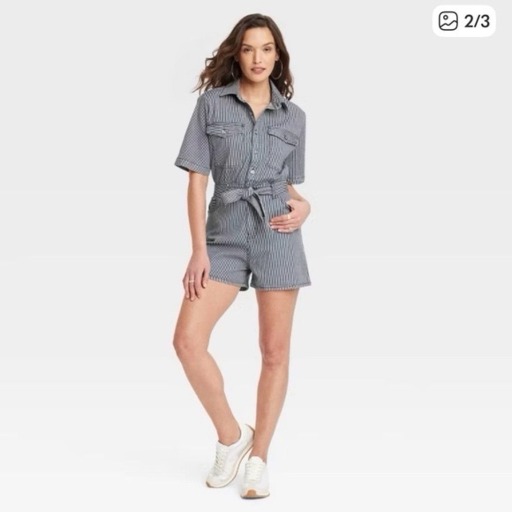 Universal Thread Women's Short Sleeve Denim Jumpsuit blue and white striped